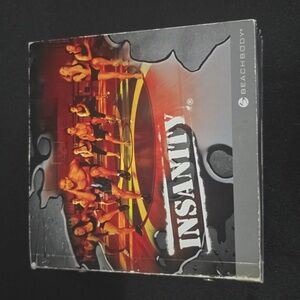 INSANITY‎ BEACHBODY Workouts.  Box Wear